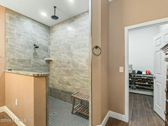 Bathroom, Interior, Recessed Lighting, Wood Texture Flooring