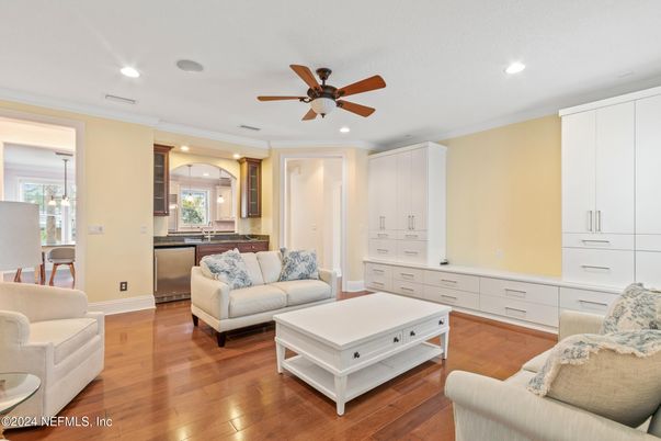 Interior, Kitchen, Living room, Recessed Lighting, Wood Texture Flooring