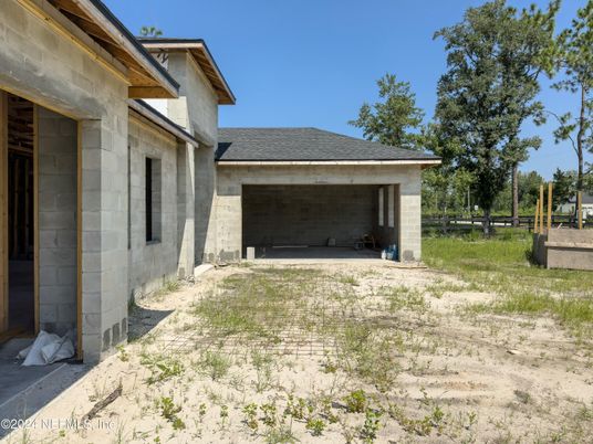 Backyard, Detached Garage, Exterior