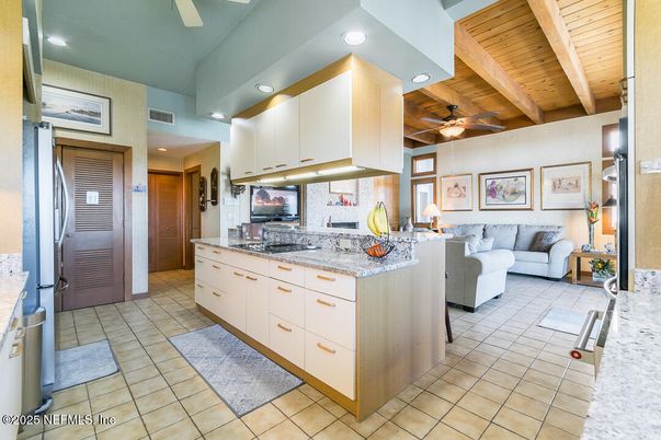Interior, Kitchen, Living room, Recessed Lighting, Wooden Beams, Wooden Ceilings