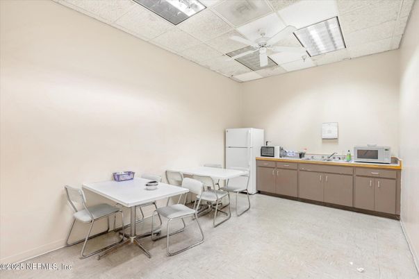 Dining room, Interior