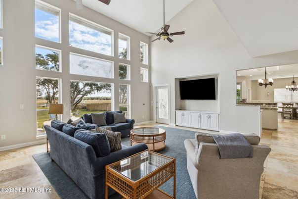Chandelier, Interior, Kitchen, Living room, Pendant Lights