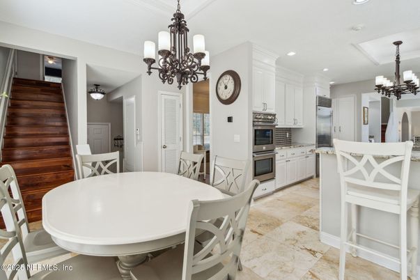 Chandelier, Dining room, Interior, Kitchen, Recessed Lighting, Stainless Steel Appliances