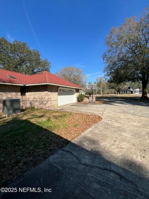 Detached Garage, Exterior