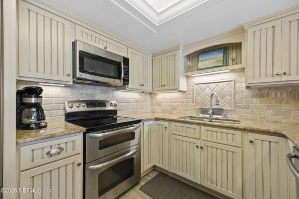 Interior, Kitchen, Stainless Steel Appliances