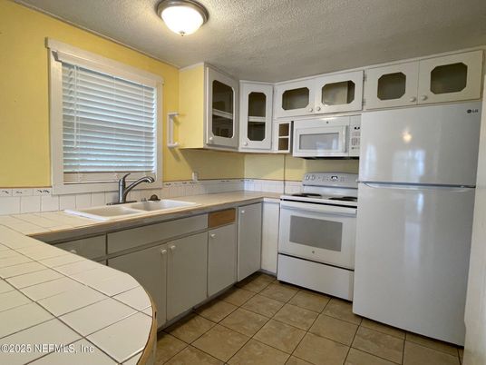 Interior, Kitchen, Tile Countertops