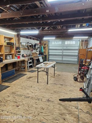 Fitness Equipment, Interior, Wooden Beams