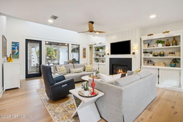 Fireplace, Interior, Living room, Recessed Lighting, Wood Texture Flooring