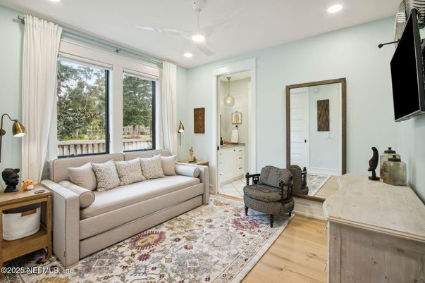 Interior, Pendant Lights, Recessed Lighting, Wood Texture Flooring