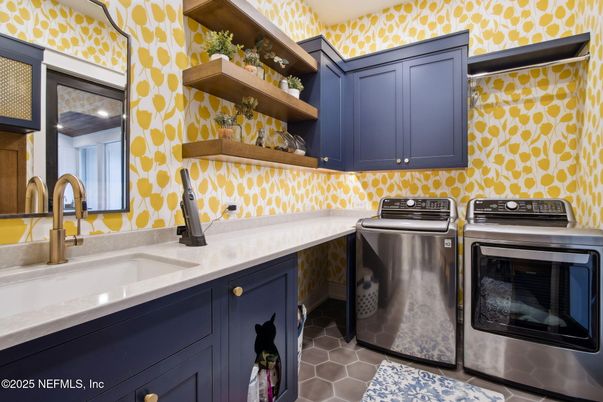 Interior, Washer
