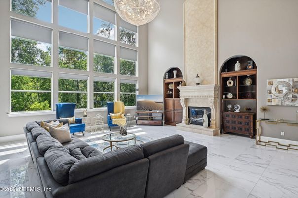 Chandelier, Fireplace, Interior, Living room, Marble