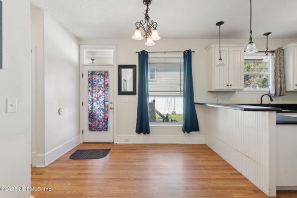Interior, Kitchen, Pendant Lights, Wood Texture Flooring
