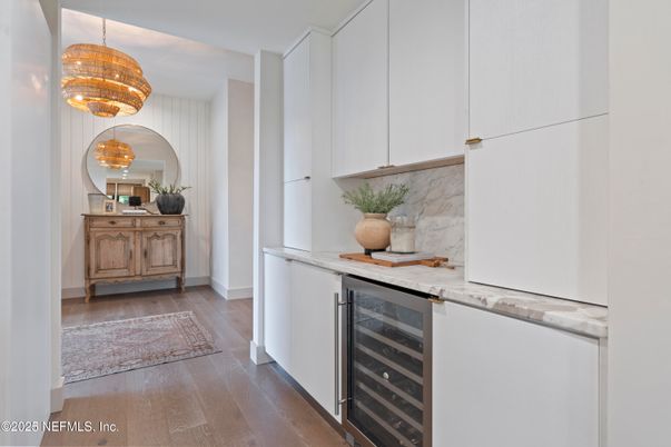 Chandelier, Interior, Kitchen, Marble Walls, Wood Texture Flooring