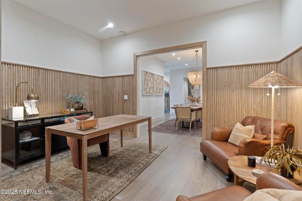 Chandelier, Dining room, Interior, Living room, Recessed Lighting