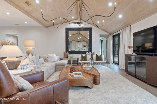 Dining room, Interior, Living room, Pendant Lights, Recessed Lighting, Wooden Ceilings, Wood Texture Flooring