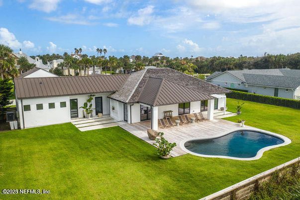 Backyard, Exterior, Pool
