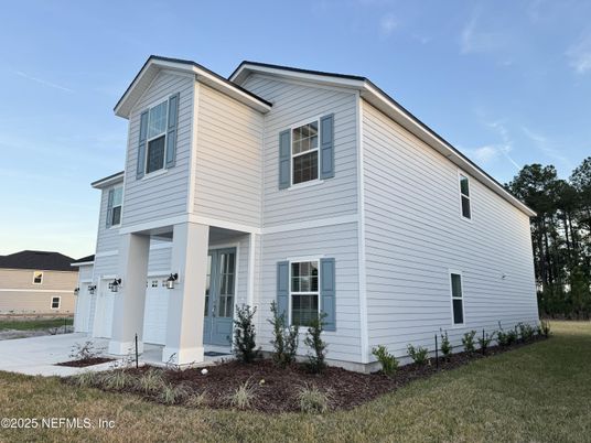 Attached, Exterior, Facade, Farmhouse