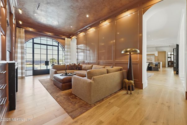 Interior, Living room, Recessed Lighting, Wood Texture Flooring