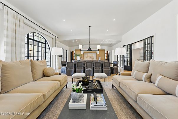 Interior, Living room, Pendant Lights, Recessed Lighting