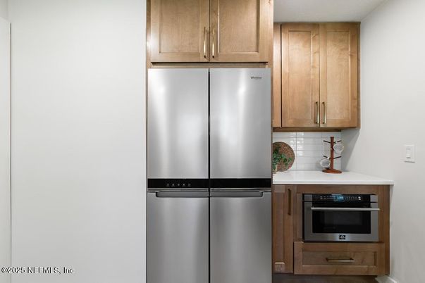 Interior, Kitchen, Stainless Steel Appliances