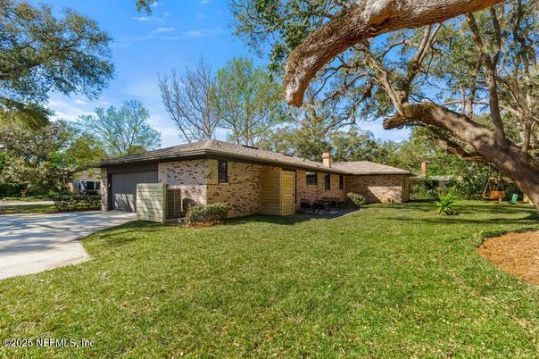 Backyard, Detached Garage, Exterior