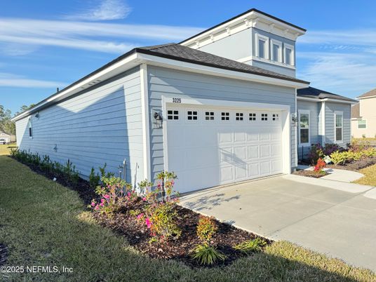 Detached Garage, Exterior