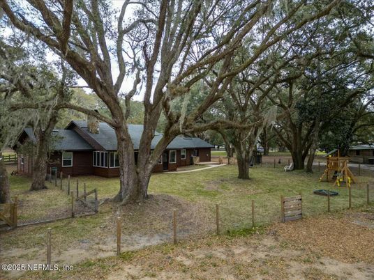 Backyard, Exterior, Playground