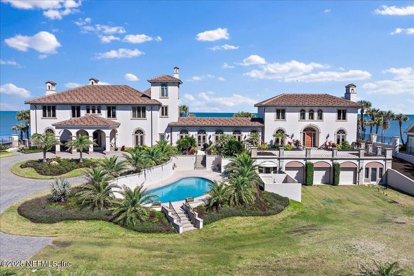 Backyard, Exterior, Pool, Water