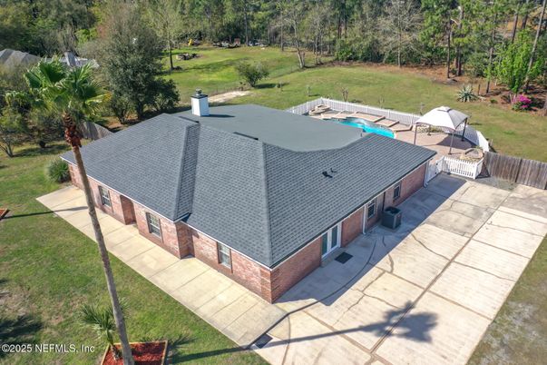 Exterior, Drone
