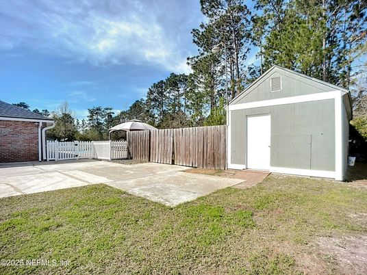 Backyard, Detached Garage, Exterior