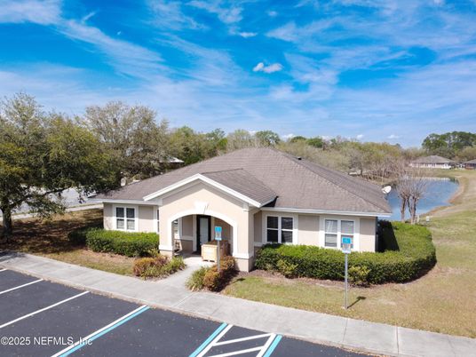 Exterior, Facade, Water, Ranch