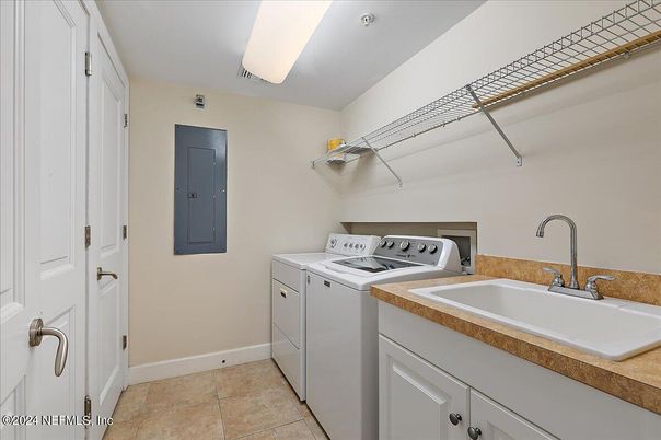 Interior, Washer
