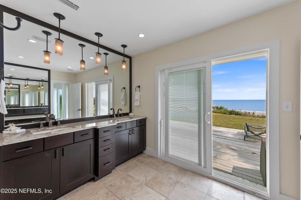 Interior, Pendant Lights, Recessed Lighting, Water
