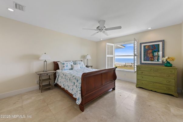 Bedroom, Interior, Recessed Lighting, Water