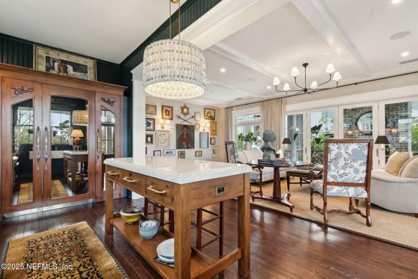 Chandelier, Dining room, Interior, Living room, Recessed Lighting, Wood Texture Flooring