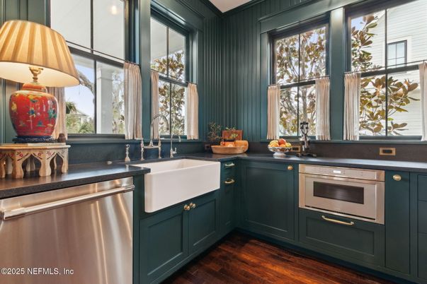 Interior, Kitchen, Stainless Steel Appliances, Wood Texture Flooring