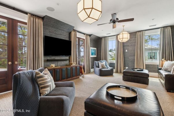 Interior, Living room, Pendant Lights
