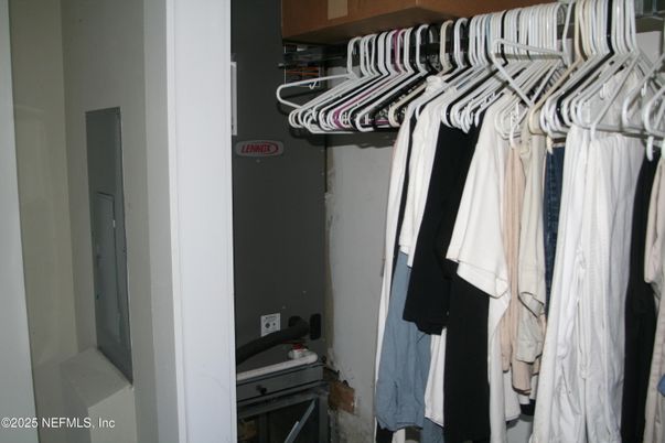 Interior, Walk-in Closets