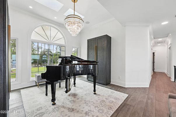 Chandelier, Interior, Piano, Recessed Lighting, Wood Texture Flooring