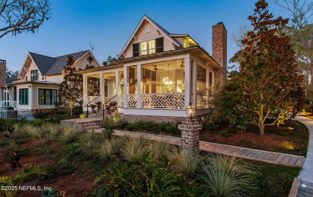 Exterior, Facade, Queen Anne Victorian