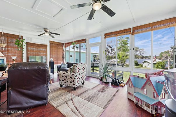 Interior, Living room, Sun Room, Wood Texture Flooring