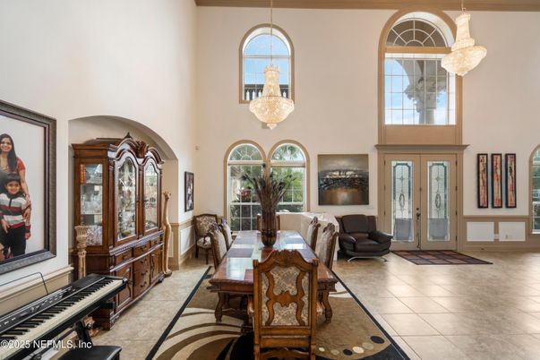 Chandelier, Dining room, Interior, Pendant Lights, Piano