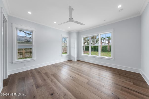 Empty room, Interior, Recessed Lighting, Wood Texture Flooring