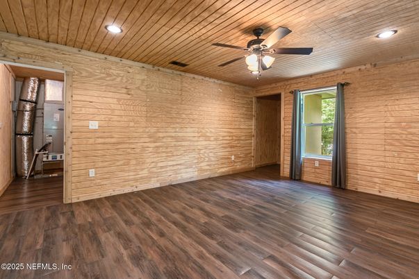 Empty room, Interior, Recessed Lighting, Wooden Ceilings, Wood Texture Flooring, Wooden Walls