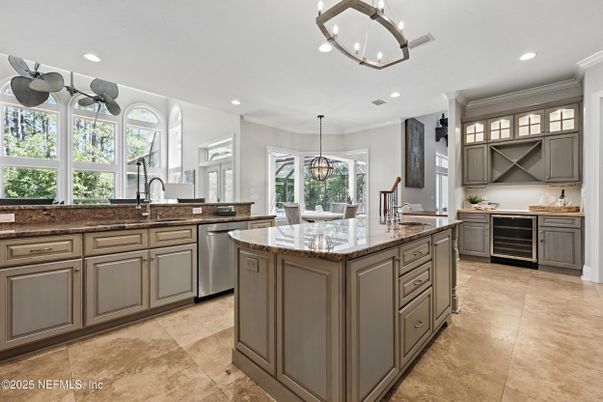 Dining room, Interior, Kitchen, Pendant Lights, Recessed Lighting, Stainless Steel Appliances