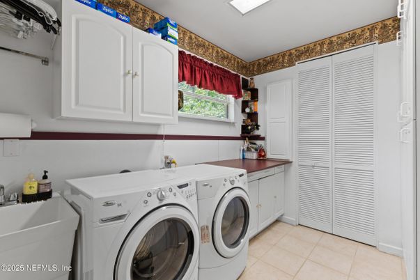 Interior, Washer