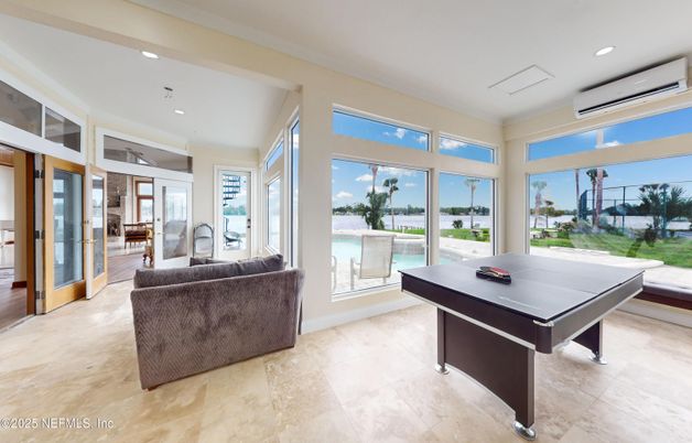 Game Room, Interior, Recessed Lighting, Water