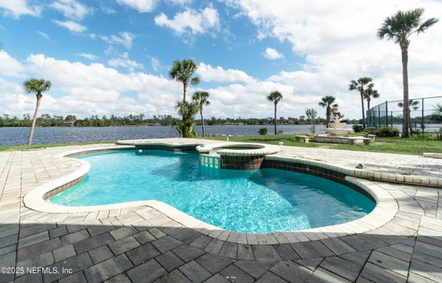Exterior, Lake, Pool, Water