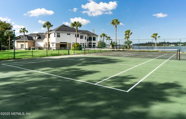 Exterior, Tennis Courts