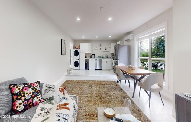 Dining room, Interior, Kitchen, Recessed Lighting